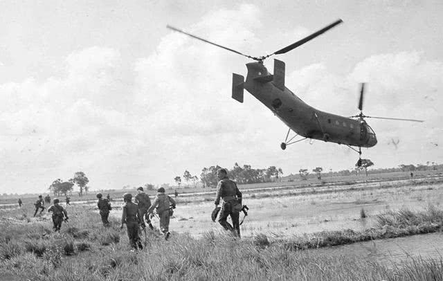 越南战争中，美军为何打了数十年的败仗，也不使用原子弹反击？